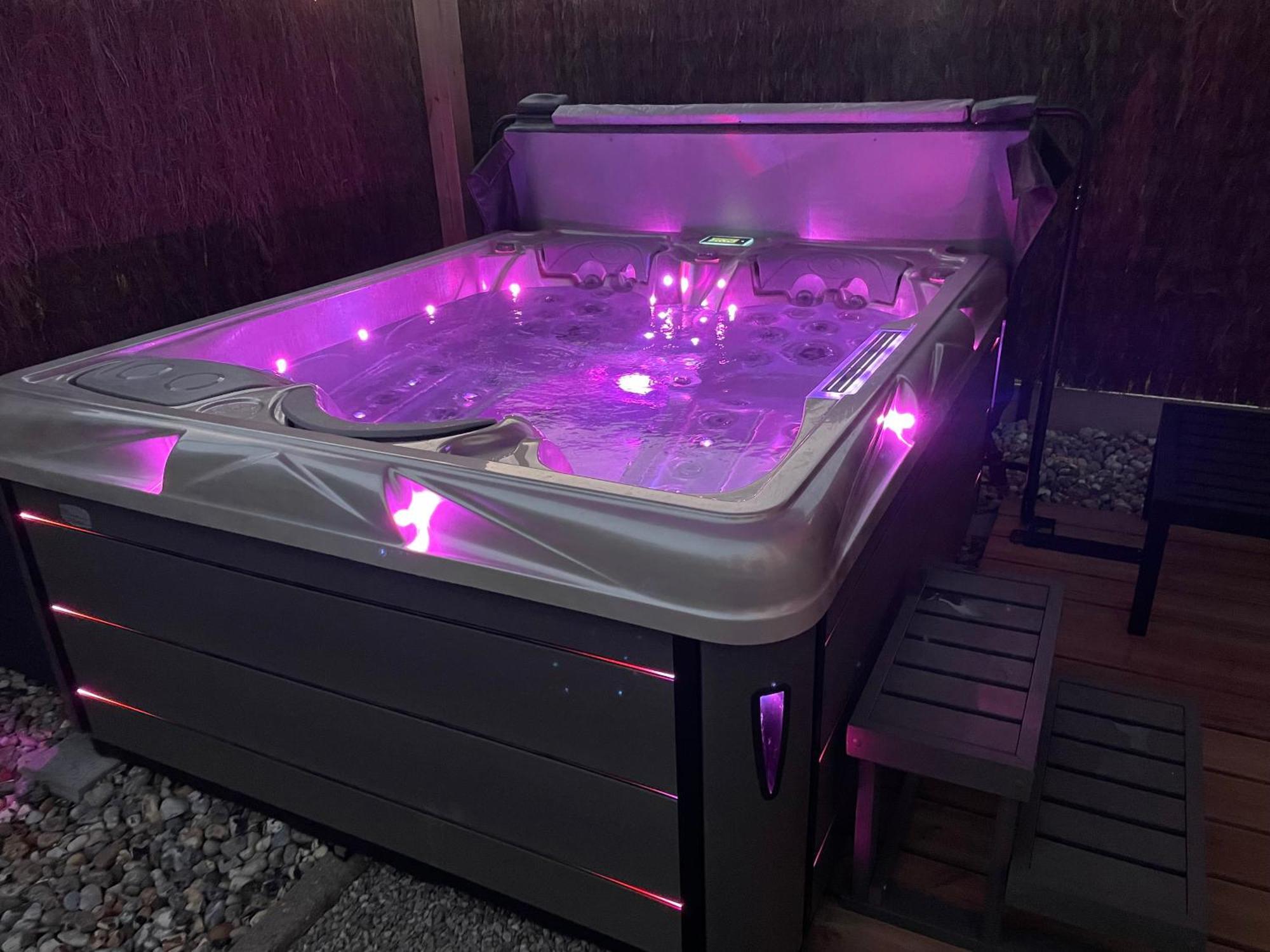 Gite Du Vieux Saule 1 Gite Avec Spa Privatif Pour 2 Personnes 1 Suite Familiale Sans Spa Vieil-Hesdin Esterno foto