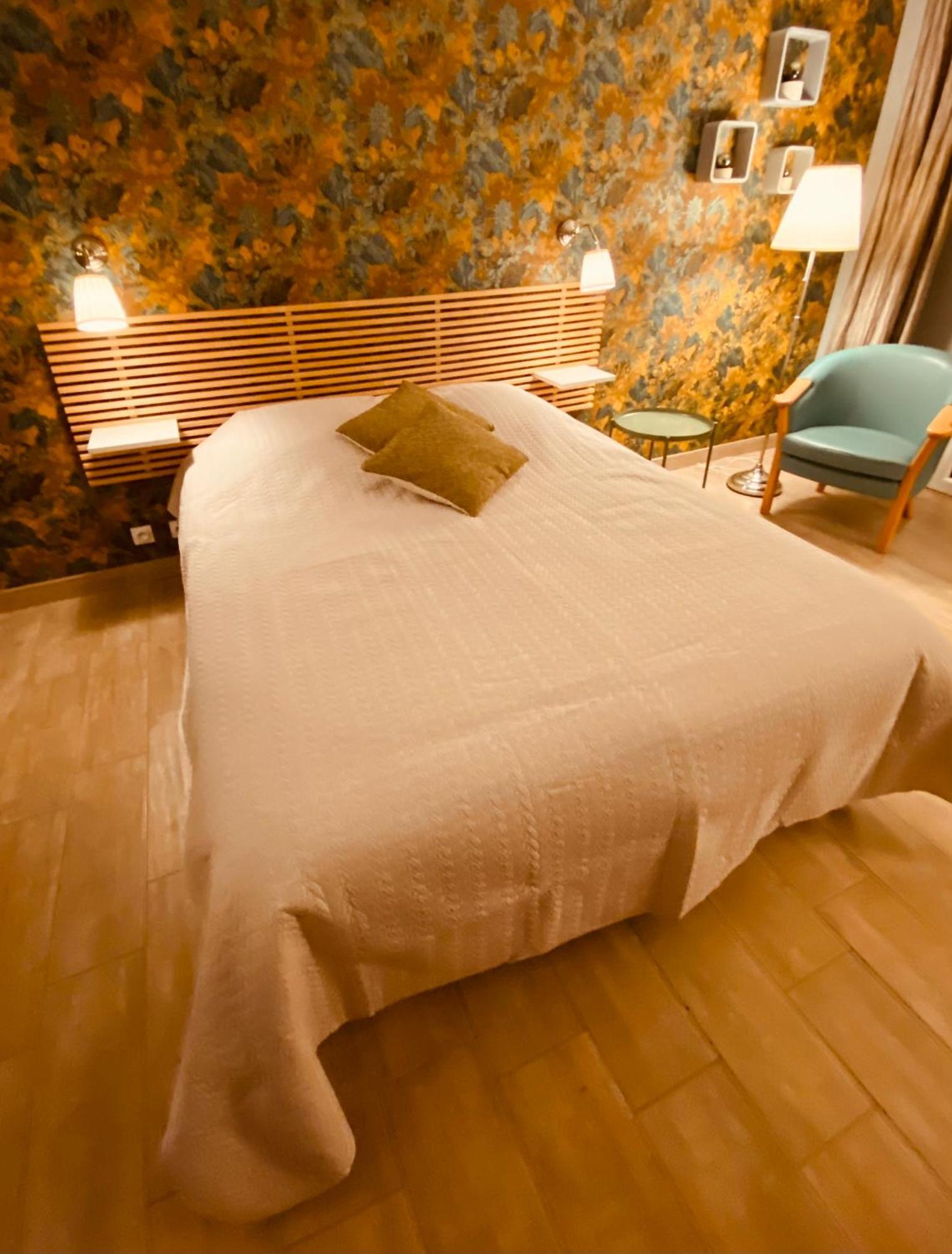 Gite Du Vieux Saule 1 Gite Avec Spa Privatif Pour 2 Personnes 1 Suite Familiale Sans Spa Vieil-Hesdin Esterno foto